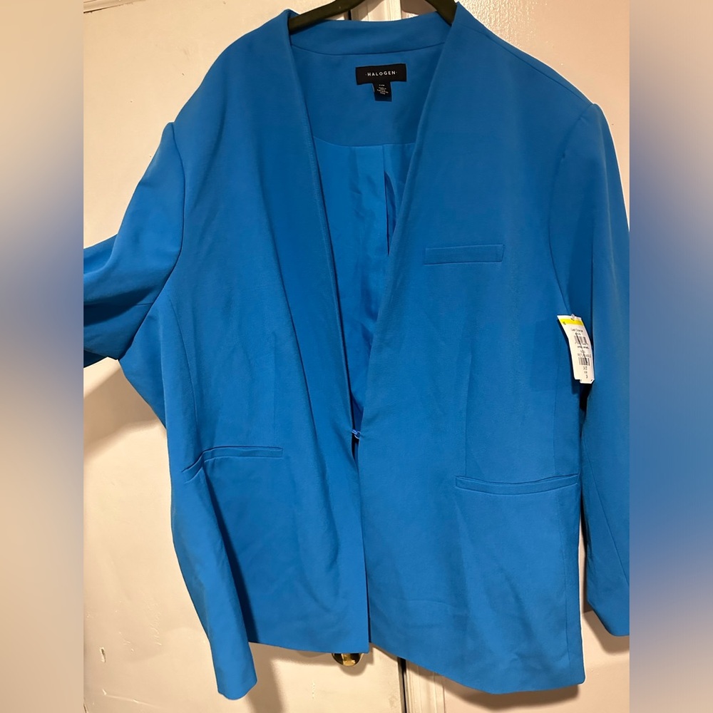NWOT Halogen Blazer - Picture 2 of 5